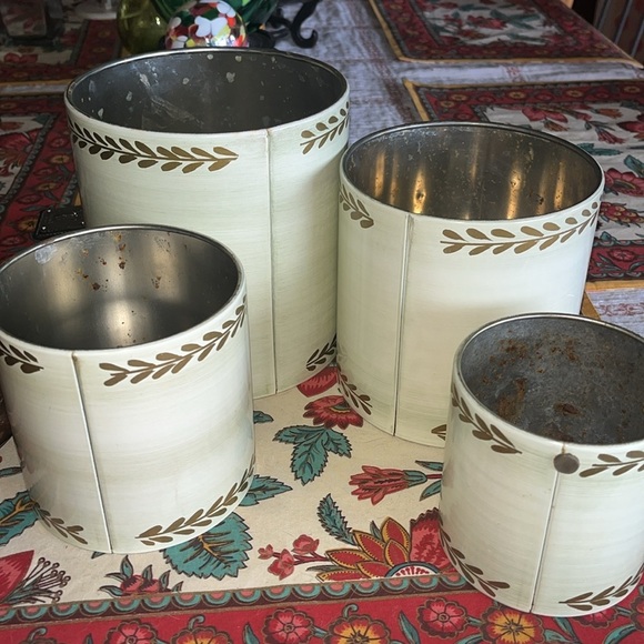 Ransburg Vintage metal canister set with wooden lids - Picture 8 of 12